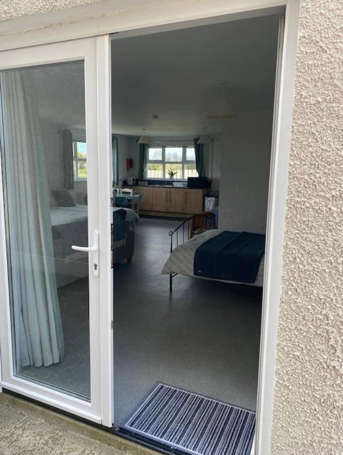 Mill House Studio Apartment Stranocum Dış mekan fotoğraf
